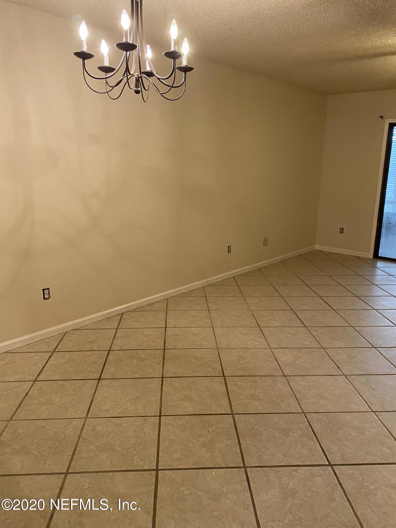 3801 Crown Point Road, Unit 3092 Jacksonville, FL 32257 - Photo 1 of 18 IMG_1338