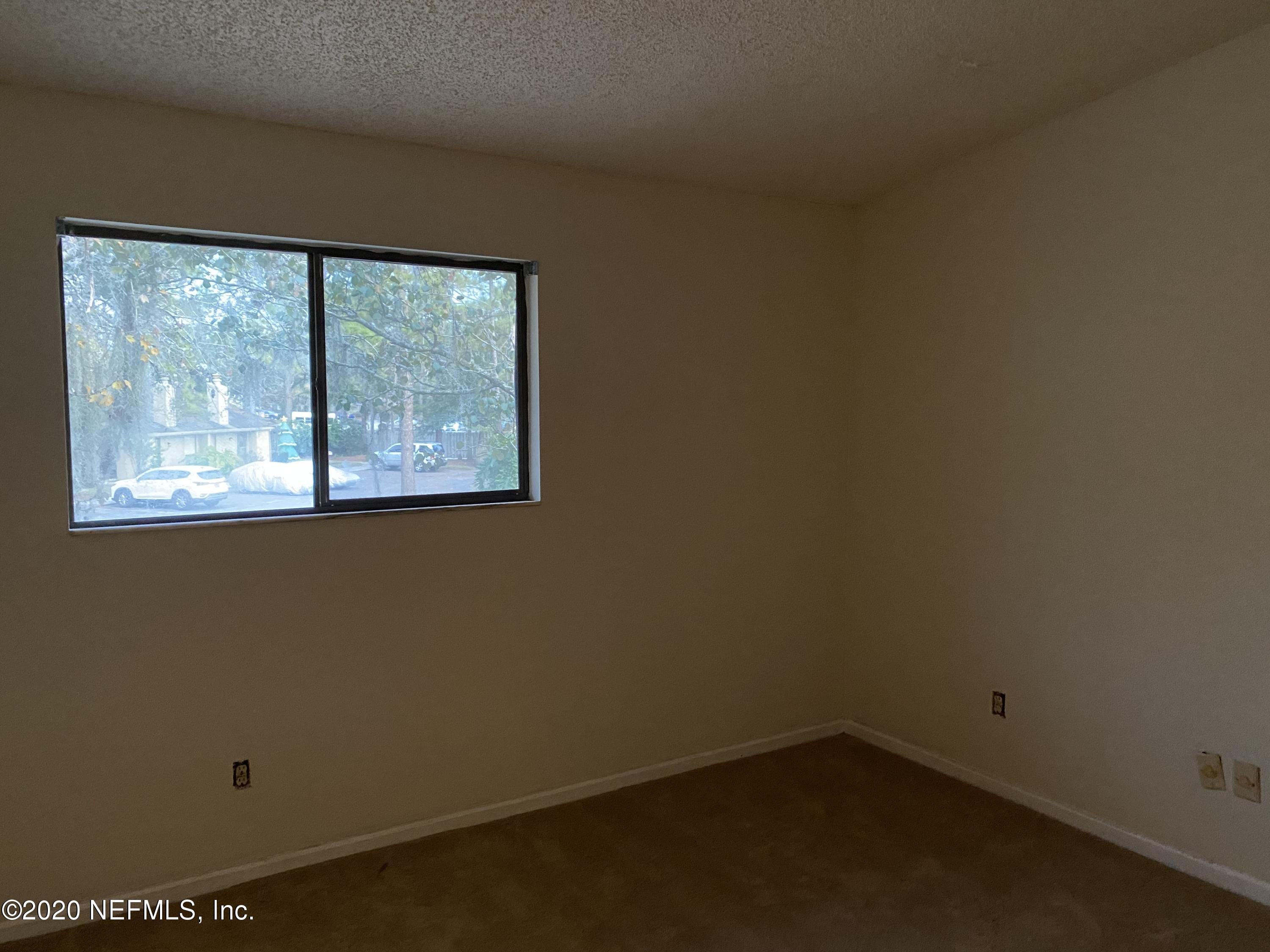 3801 Crown Point Road, Unit 3092 Jacksonville, FL 32257 - Photo 13 of 18 IMG_1350