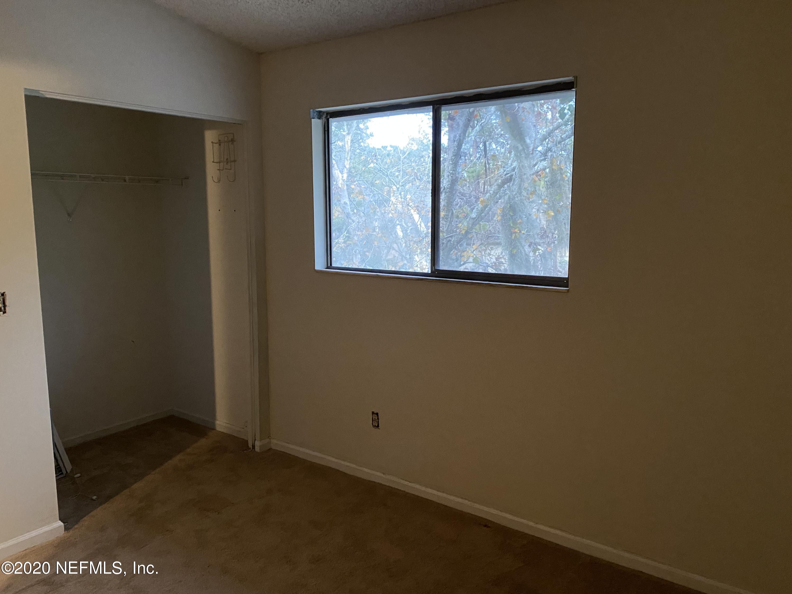 3801 Crown Point Road, Unit 3092 Jacksonville, FL 32257 - Photo 15 of 18 IMG_1352
