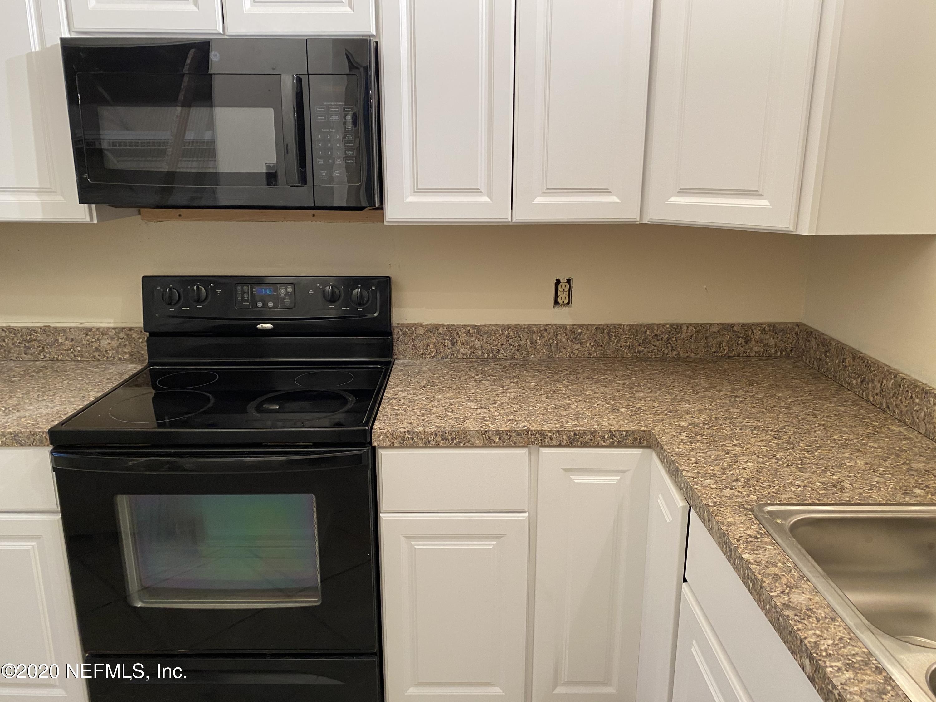 3801 Crown Point Road, Unit 3092 Jacksonville, FL 32257 - Photo 4 of 18 IMG_1341