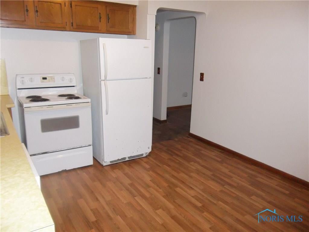 2555 West Laskey Road Toledo, OH 43613 - Photo 16 of 19 Photo 16