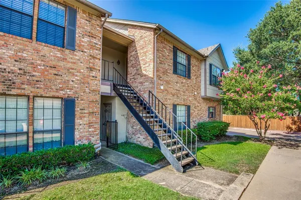 $1,500 | 2835 Keller Springs Road, Unit 1304, Carrollton, TX 75006