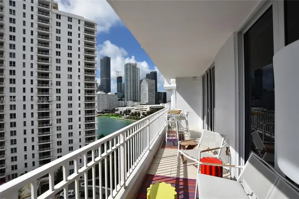 $6,500 | 801 Brickell Key Boulevard, Unit 1209, Miami, FL 33131