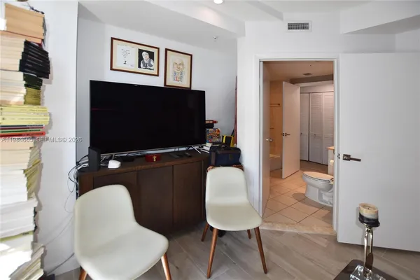 $6,500 | 801 Brickell Key Boulevard, Unit 1209, Miami, FL 33131