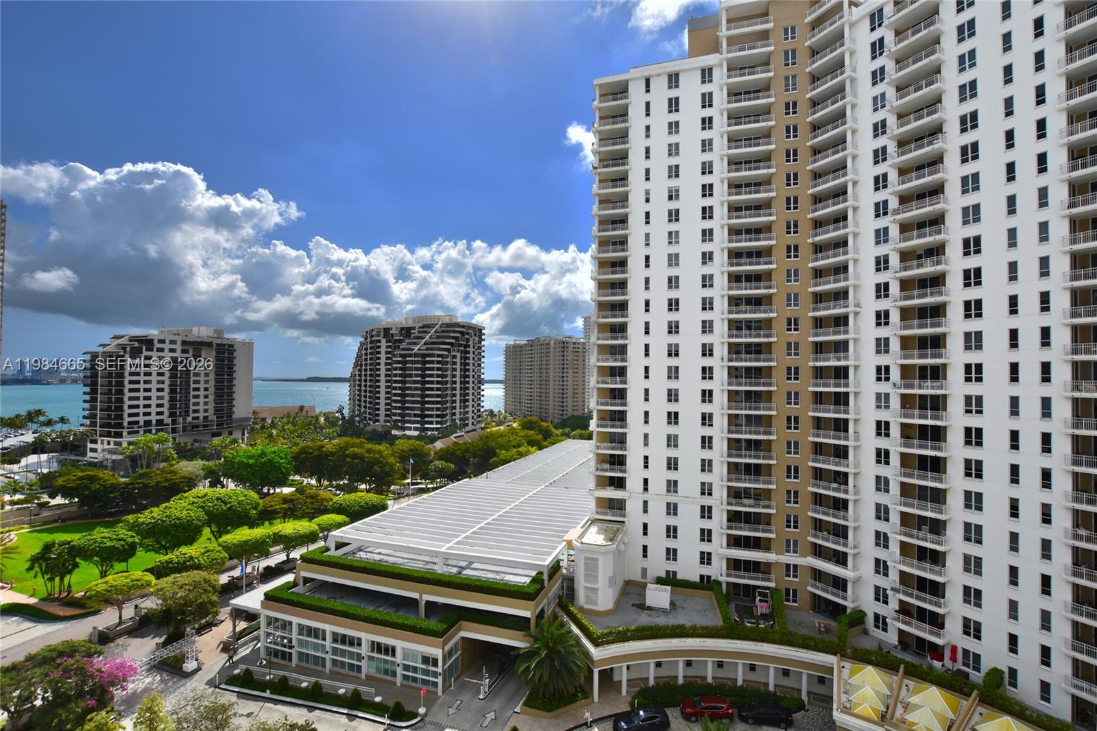 801 Brickell Key Boulevard, Unit 1209 Miami, FL 33131 - Photo 3 of 52 a front view of a building