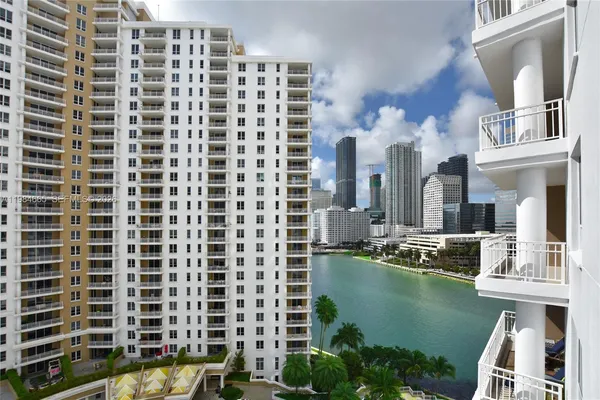 $6,500 | 801 Brickell Key Boulevard, Unit 1209, Miami, FL 33131
