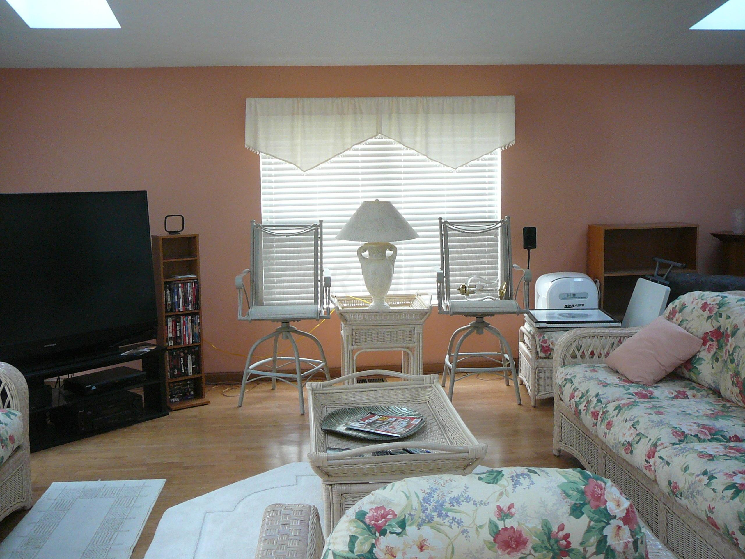 2474 Koebel Road Columbus, OH 43207 - Photo 16 of 38 Gallery Image 16