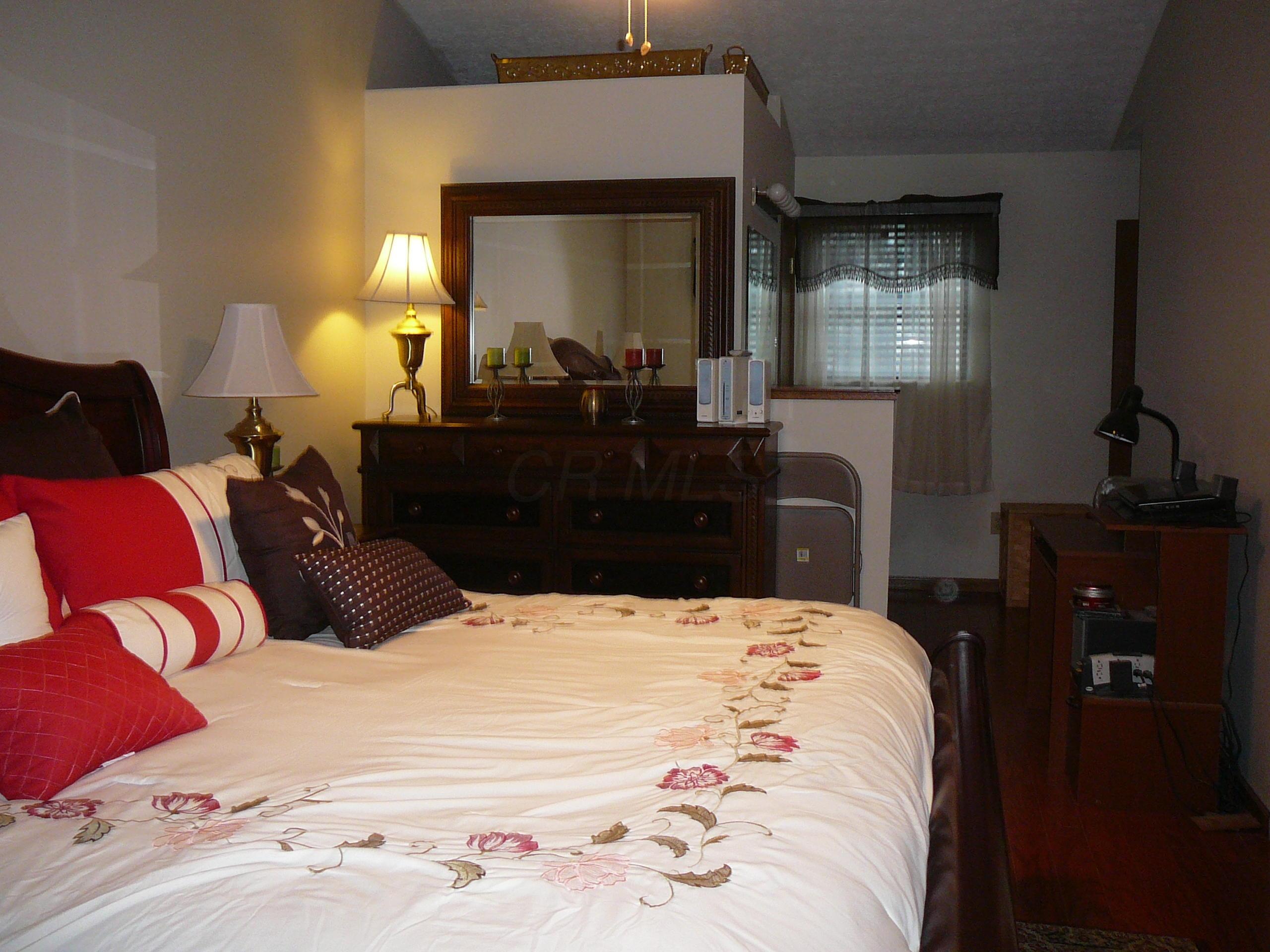 2474 Koebel Road Columbus, OH 43207 - Photo 28 of 38 Gallery Image 28