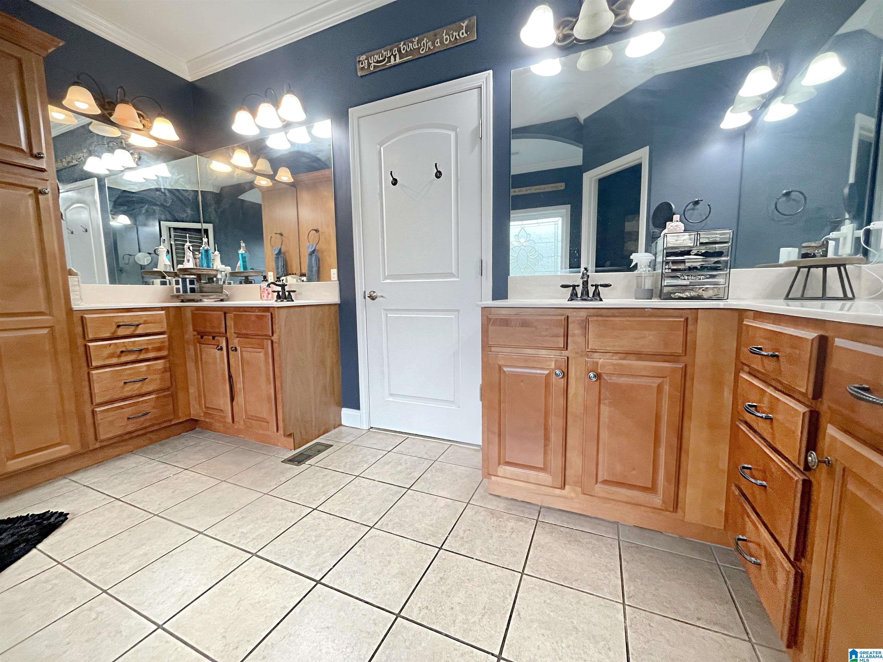 1024 Lake View Lane Calera, AL 35040 - Photo 17 of 44