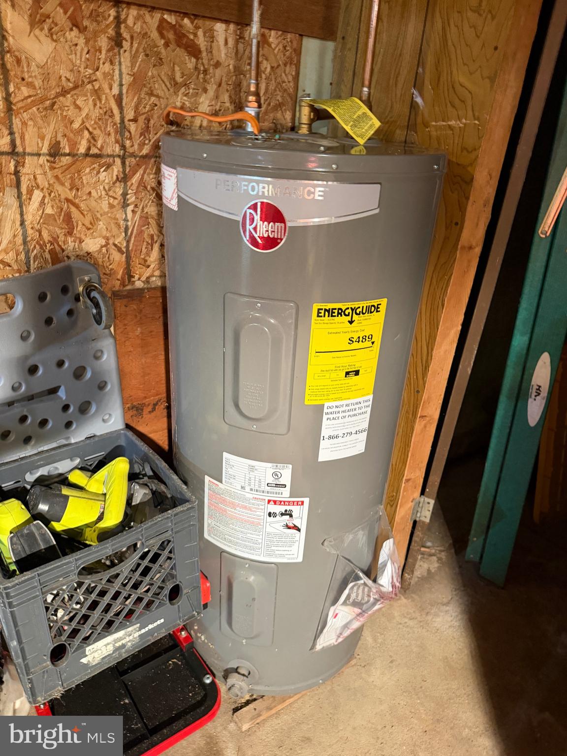 546 Poplar Street Lancaster, PA 17603 - Photo 23 of 26 Water heater 1