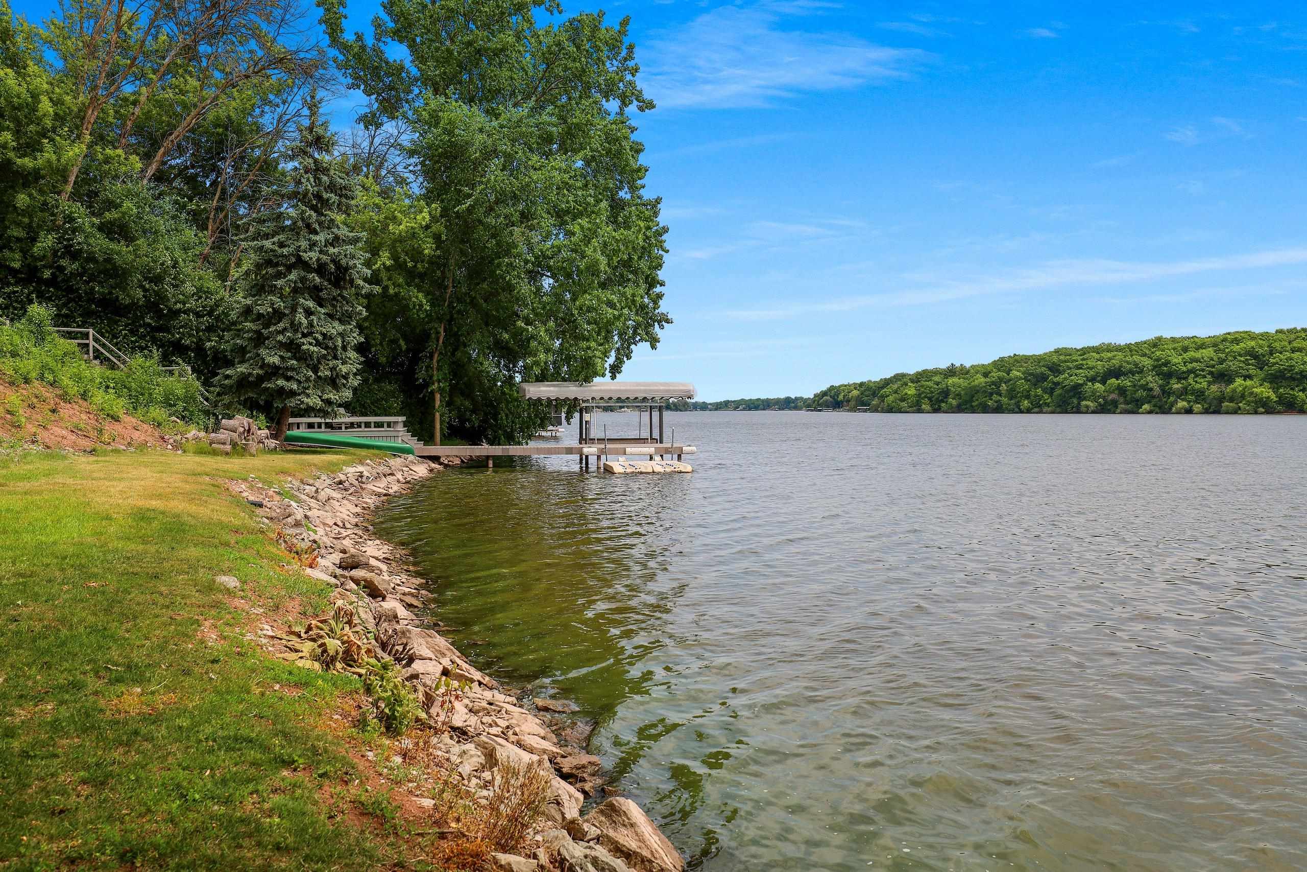 2281 Lost Dauphin Road De Pere, WI 54115 - Photo 45 of 55