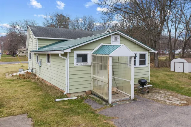 $157,000 | 1919 Allison Park Drive, Richland Center, WI 53581