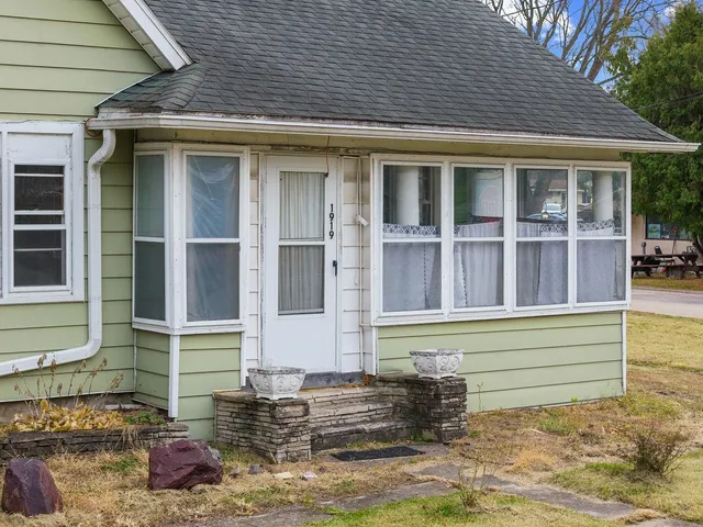 $157,000 | 1919 Allison Park Drive, Richland Center, WI 53581