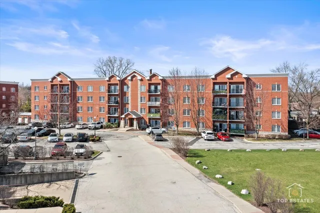 $2,250 | 3501 Wellington Court, Unit 409, Rolling Meadows, IL 60008