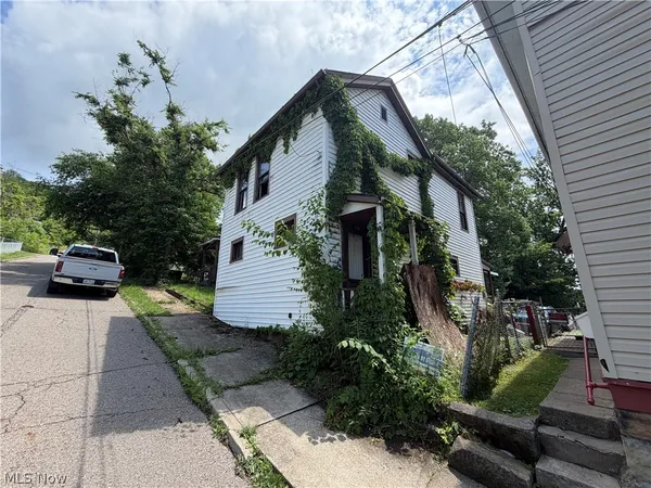 $14,500 | 918 Florence Street, East Liverpool, OH 43920