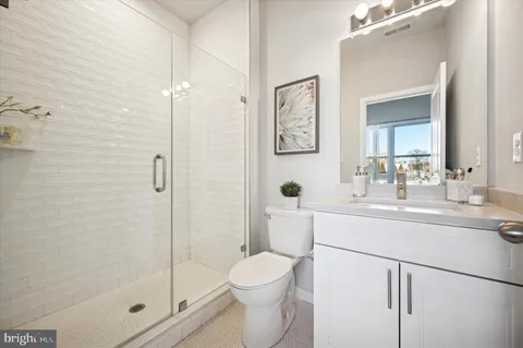 $475,000 | 443 Shurs Lane, Unit 18, Philadelphia, PA 19128