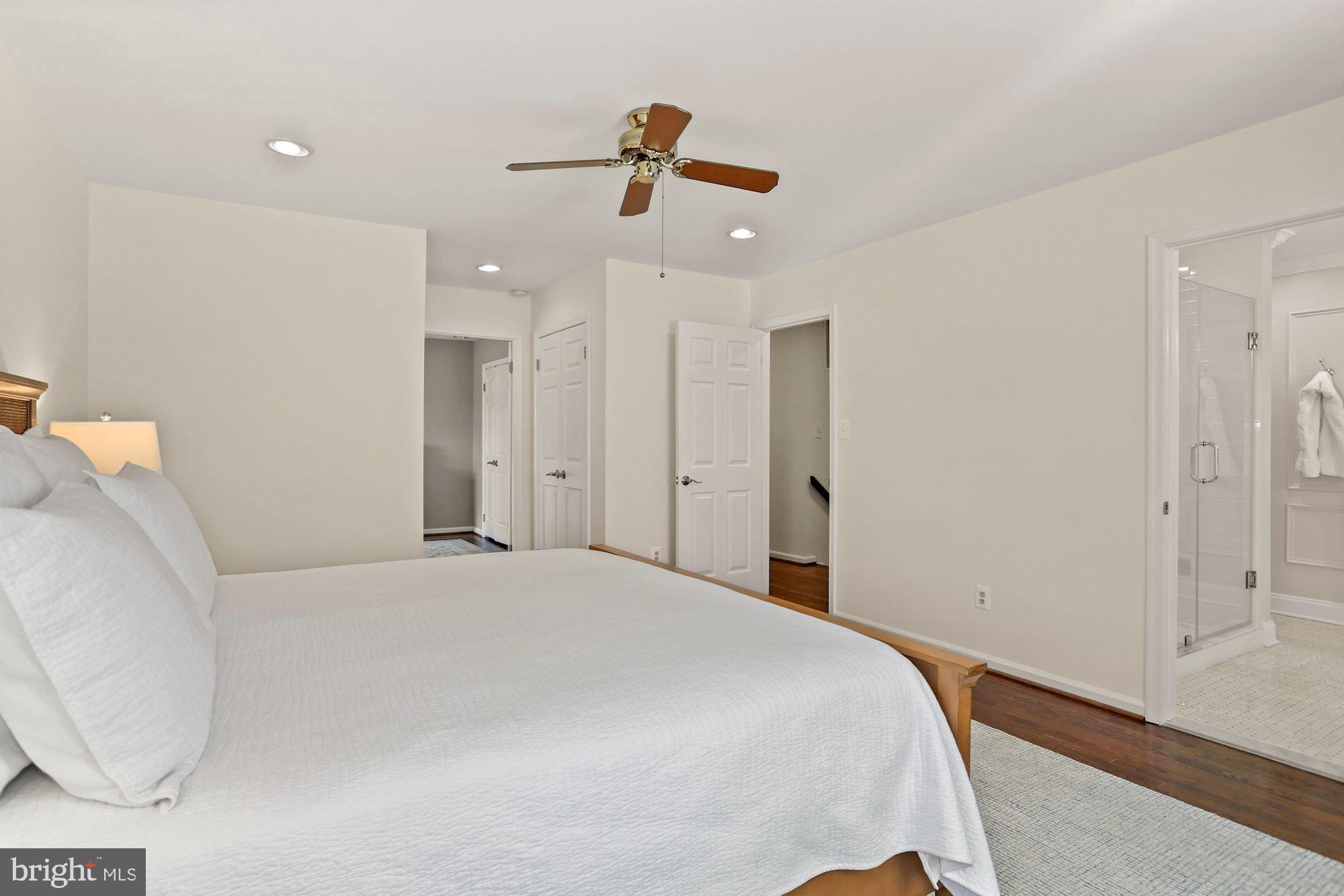 9512 Reach Road Potomac, MD 20854 - Photo 22 of 43 Primary Bedroom
