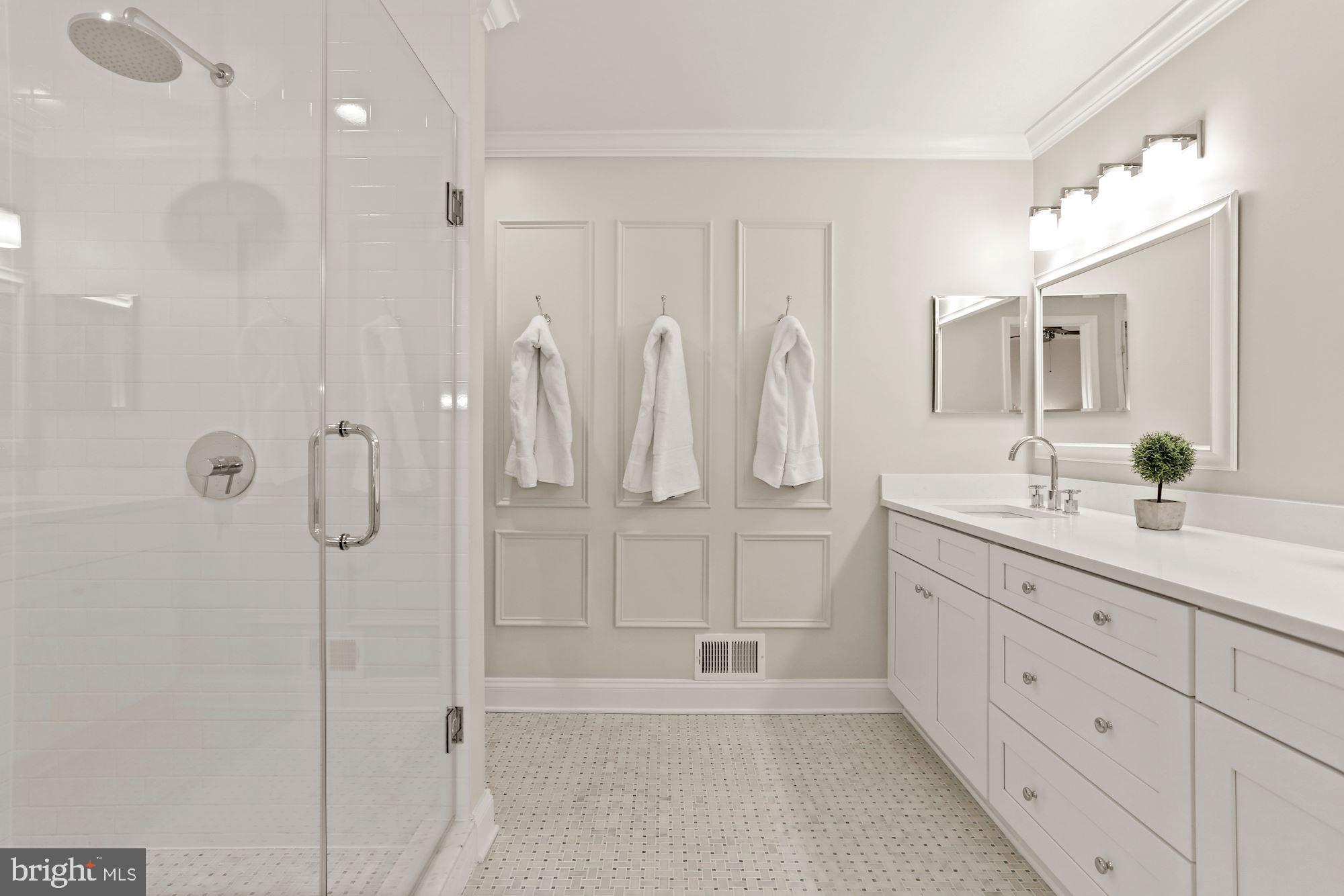 9512 Reach Road Potomac, MD 20854 - Photo 24 of 43 En-Suite Primary Bathroom