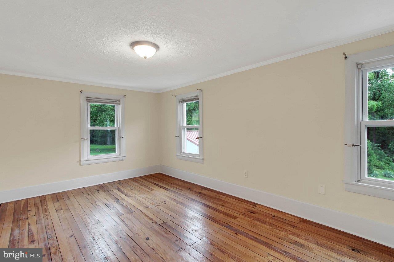 730 Burkholder Road Red Lion, PA 17356 - Photo 3 of 26 Gallery Image 3