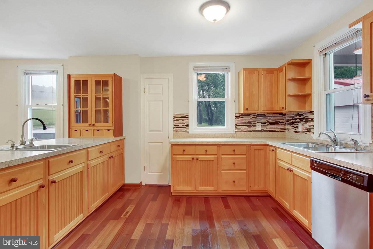 730 Burkholder Road Red Lion, PA 17356 - Photo 8 of 26 Gallery Image 8