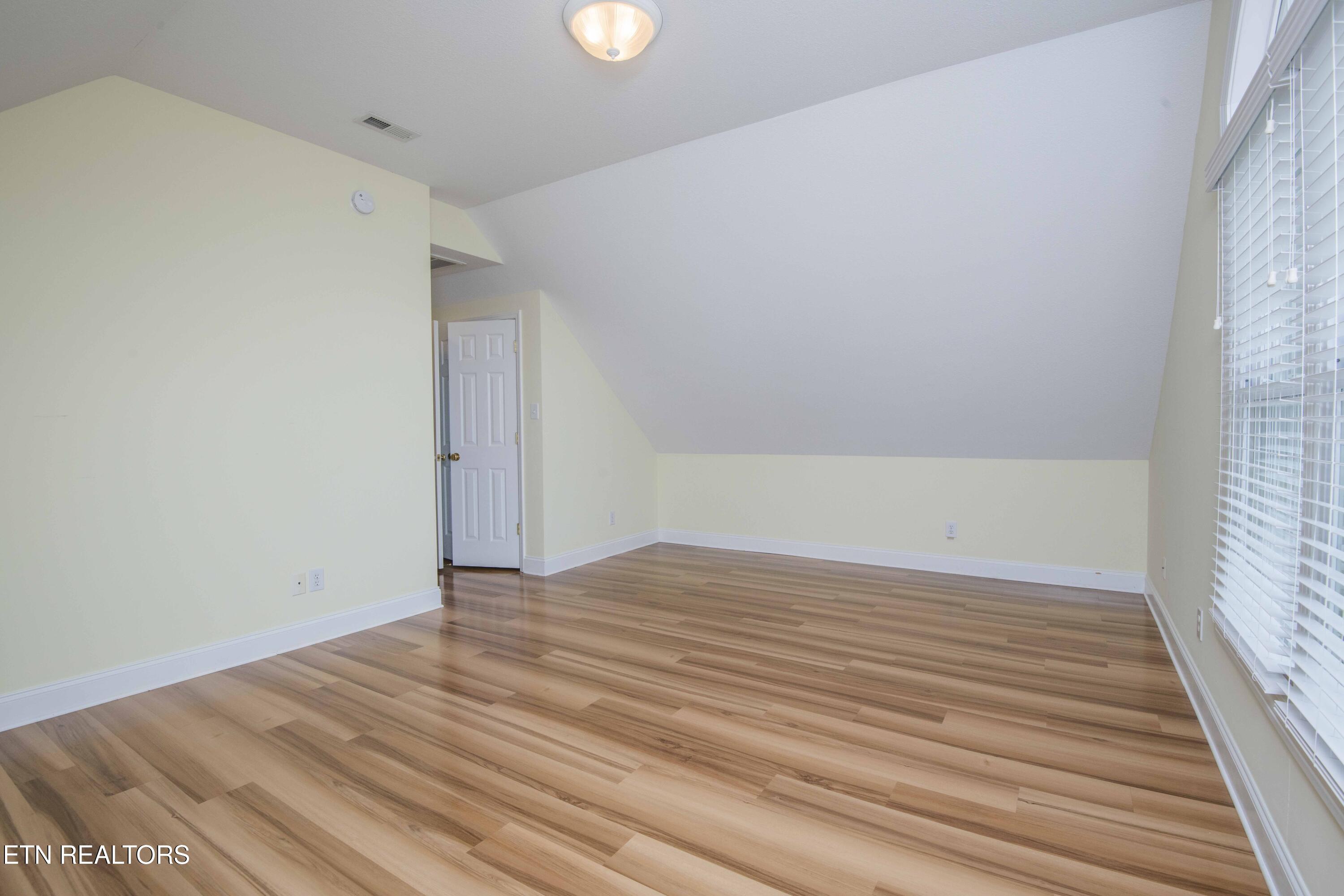 552 Windham Hill Road Knoxville, TN 37934 - Photo 57 of 60 fourth bed 2_1