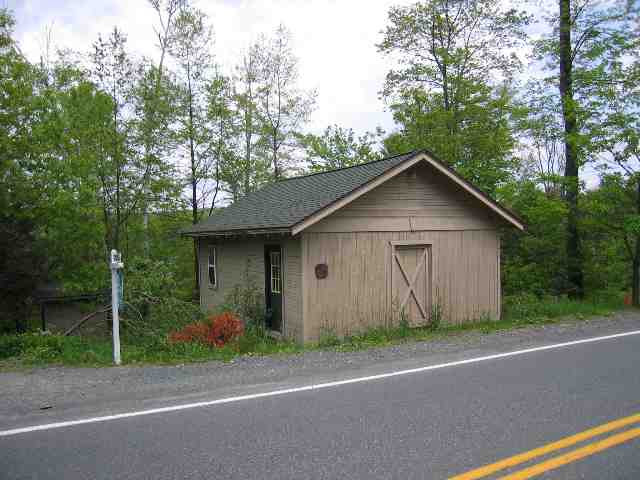 677 Taborton Road Sand Lake, NY 12153 - Photo 4 of 12 Photo 4