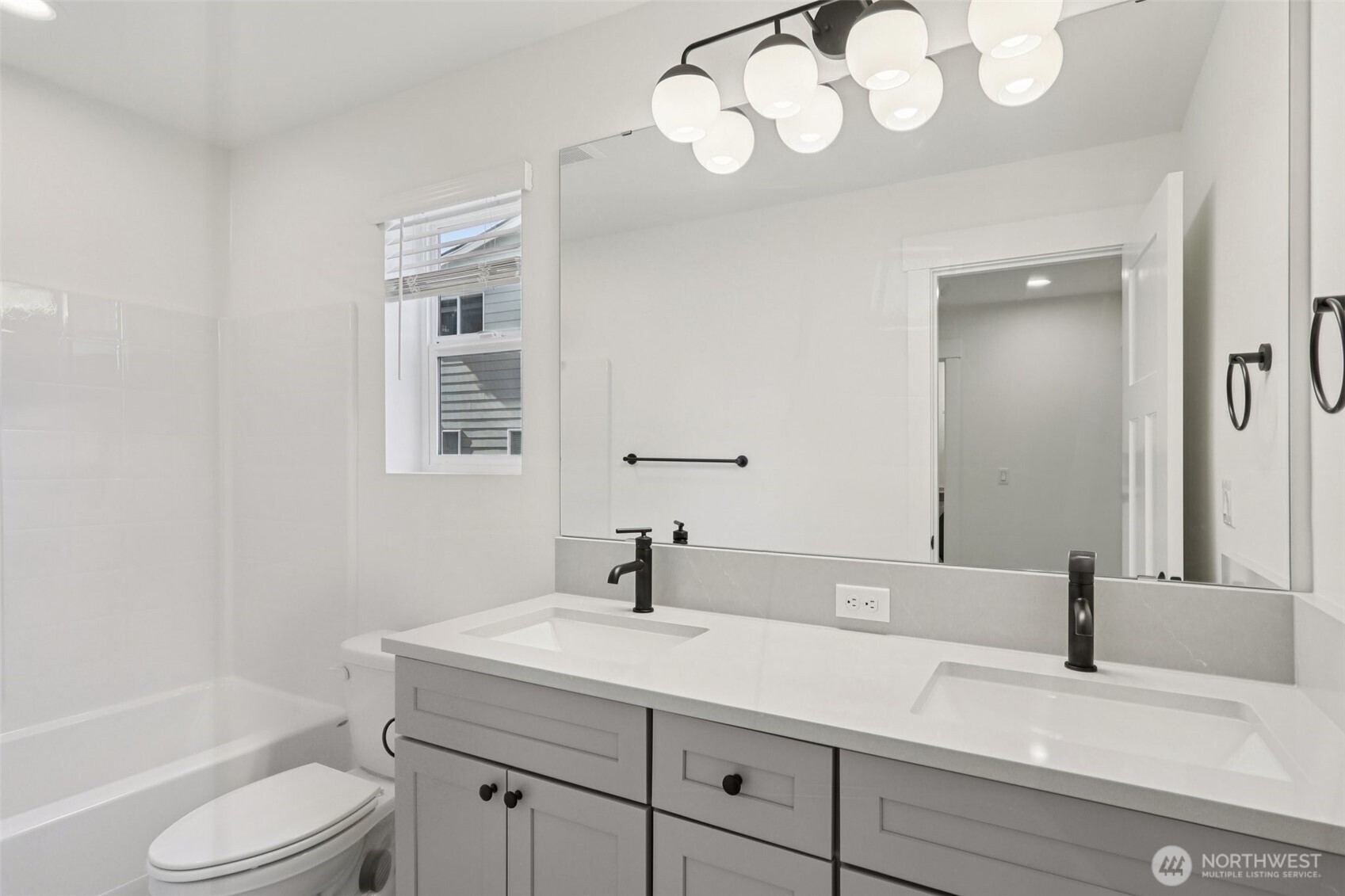 8012 222nd Street Southwest Edmonds, WA 98026 - Photo 23 of 32