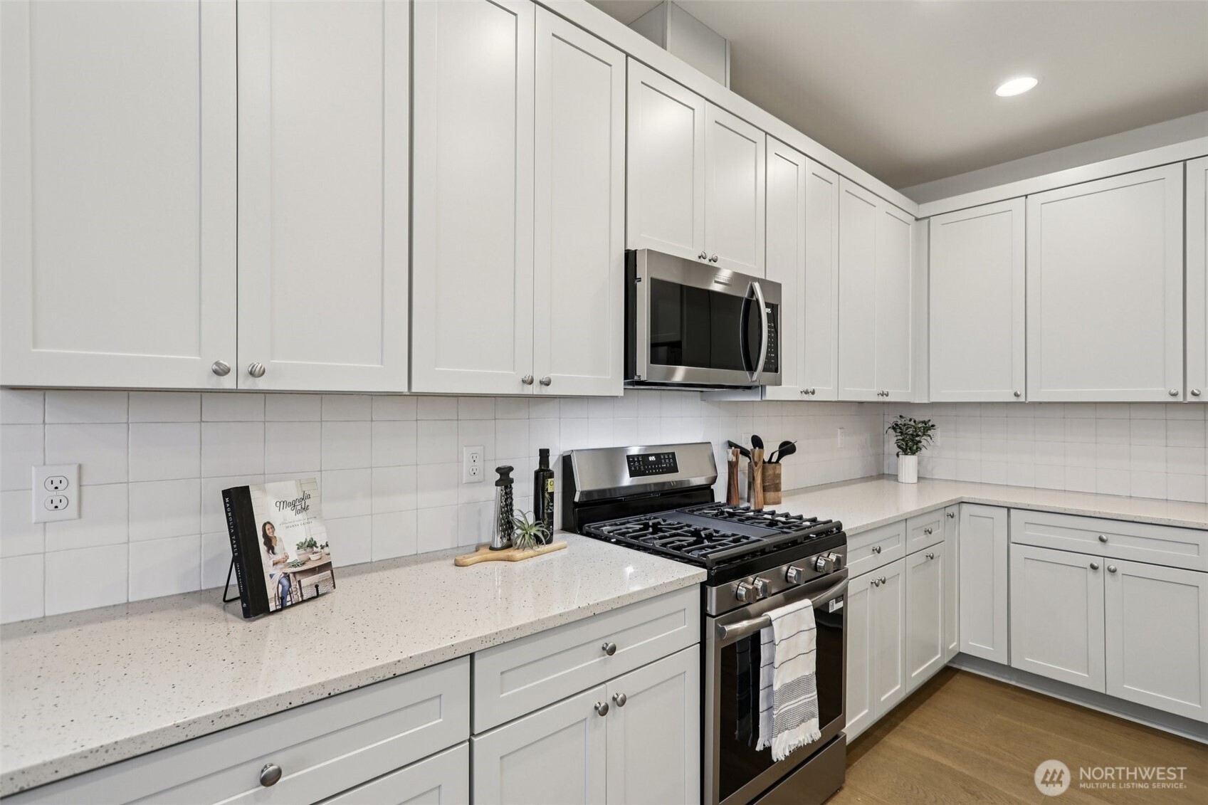 8012 222nd Street Southwest Edmonds, WA 98026 - Photo 8 of 32