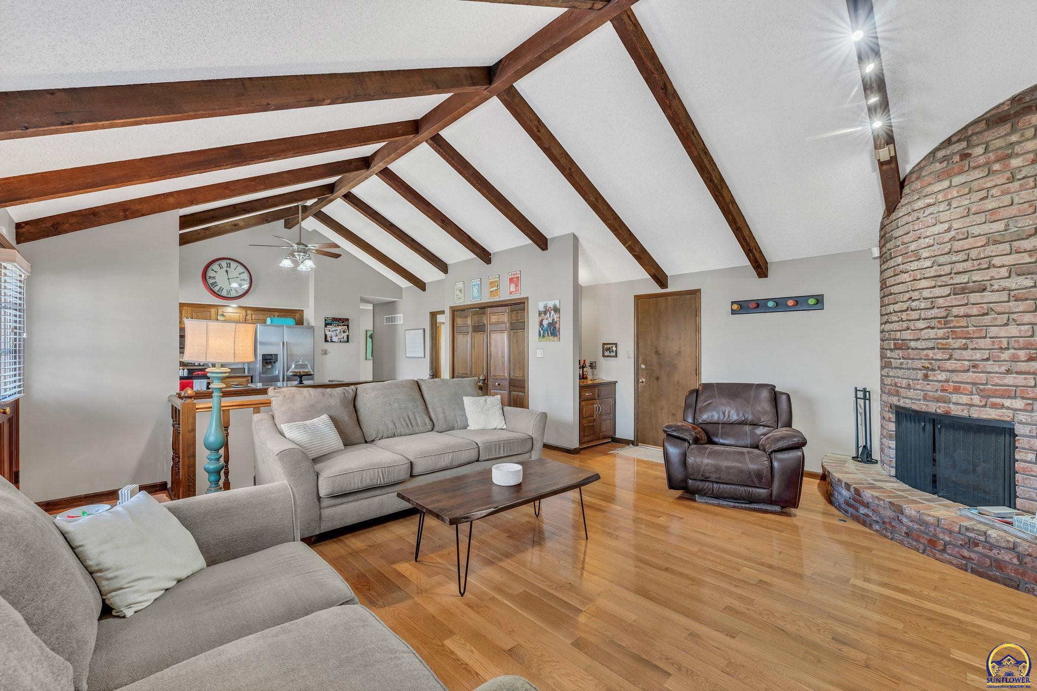 2224 Southwest Alameda Court Topeka, KS 66614 - Photo 14 of 50