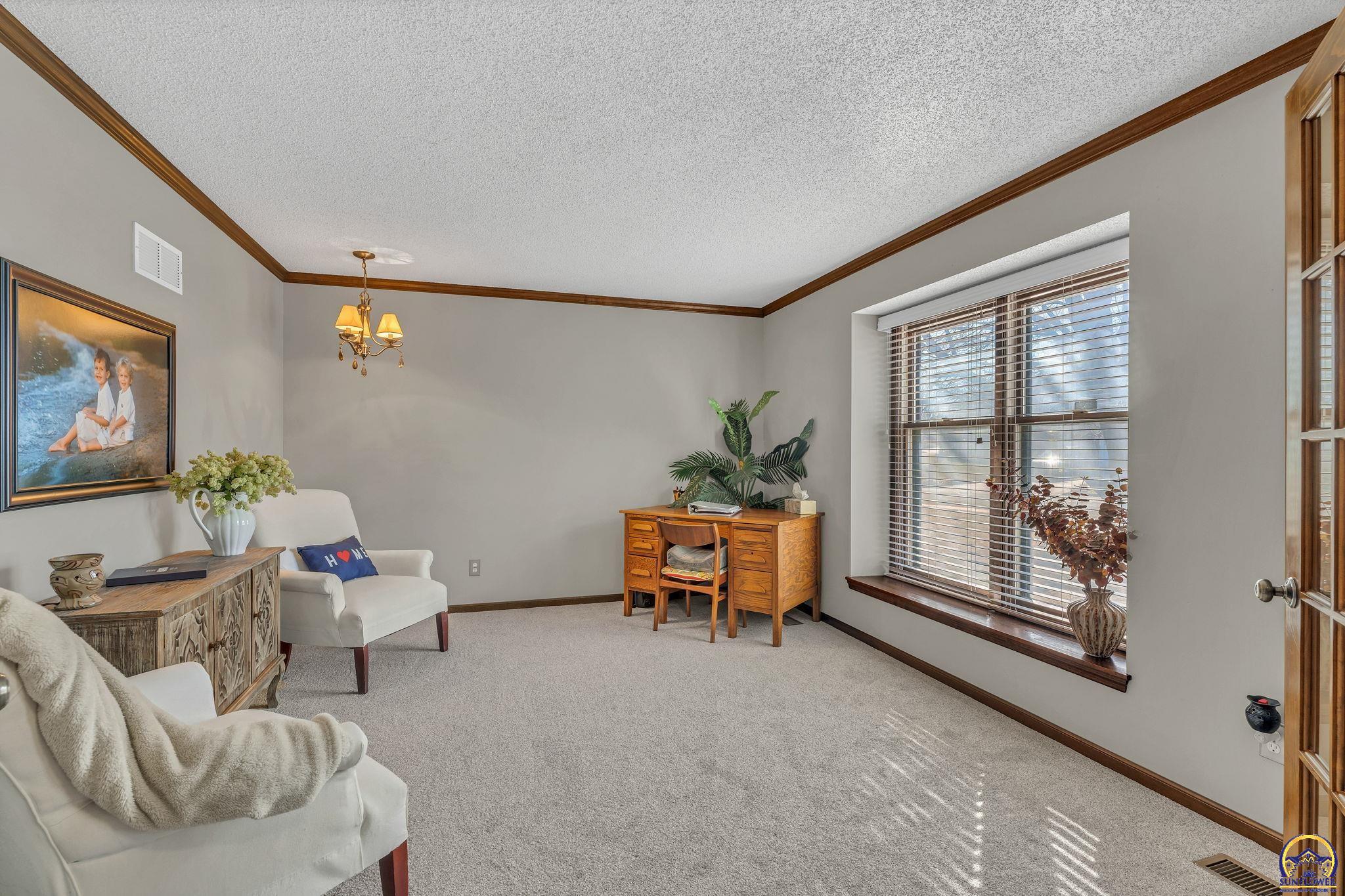 2224 Southwest Alameda Court Topeka, KS 66614 - Photo 18 of 50