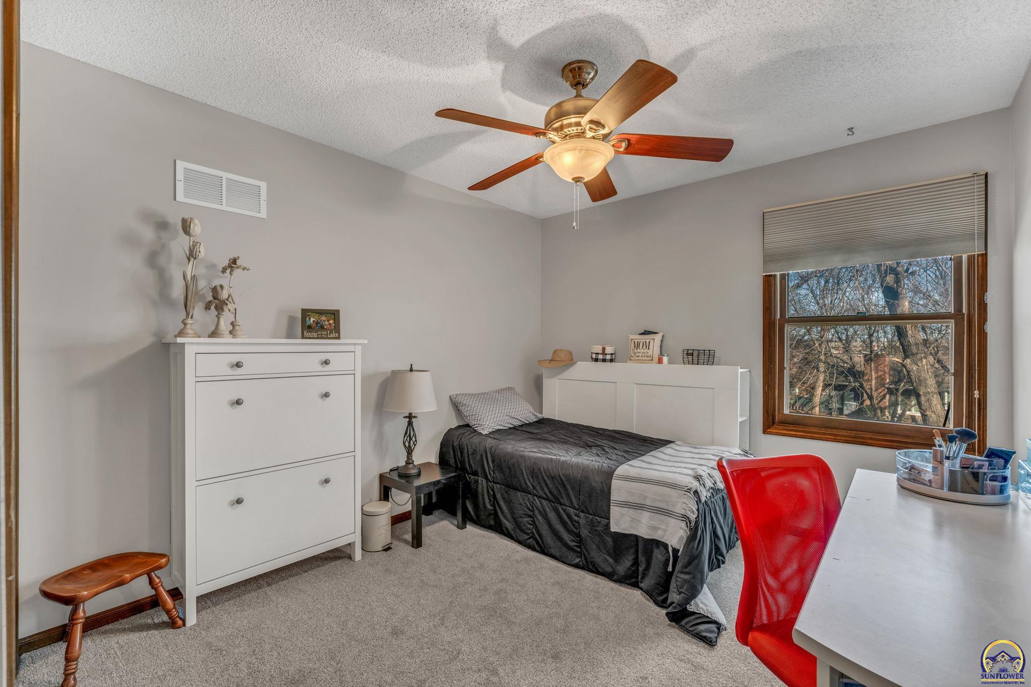 2224 Southwest Alameda Court Topeka, KS 66614 - Photo 22 of 50