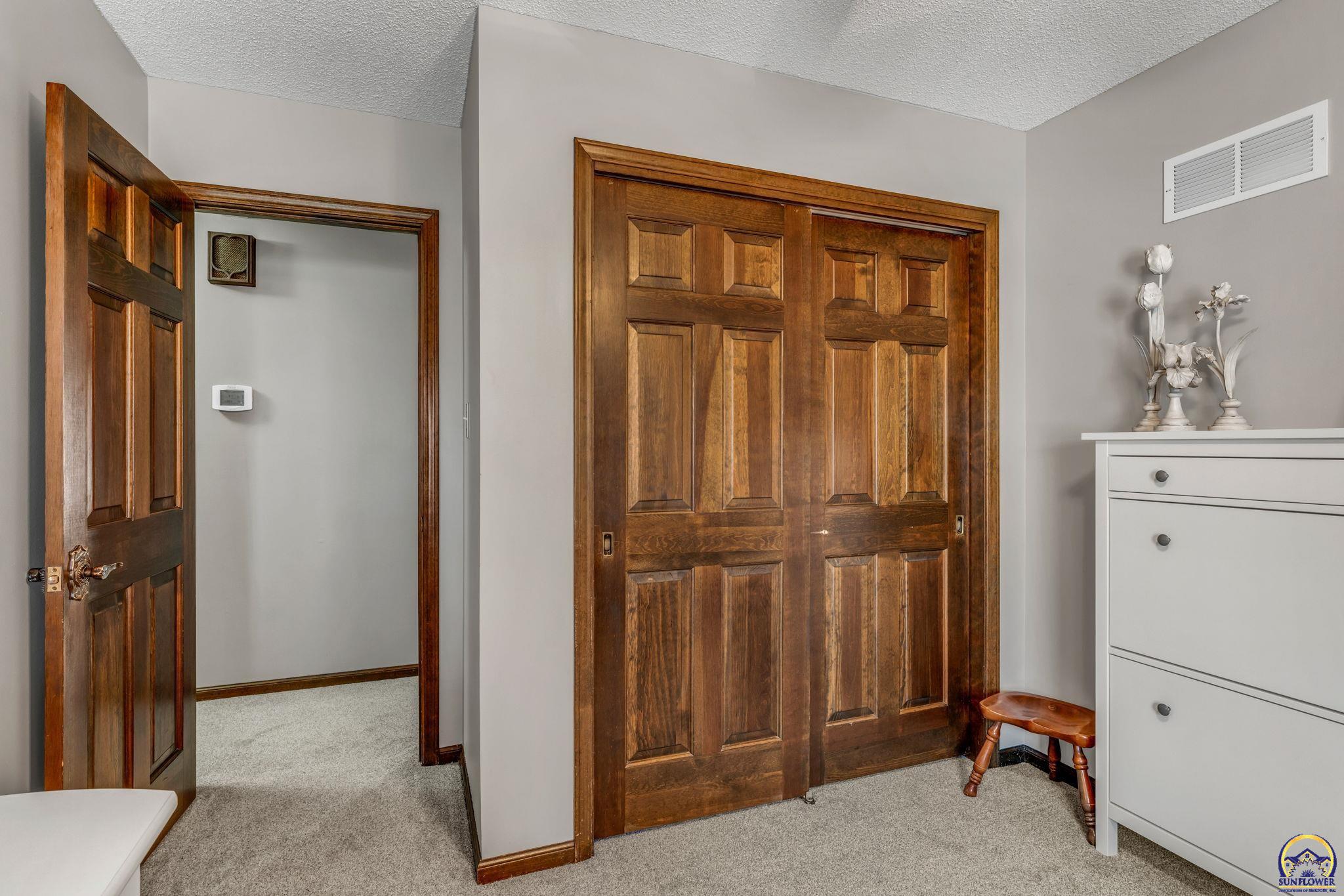 2224 Southwest Alameda Court Topeka, KS 66614 - Photo 23 of 50