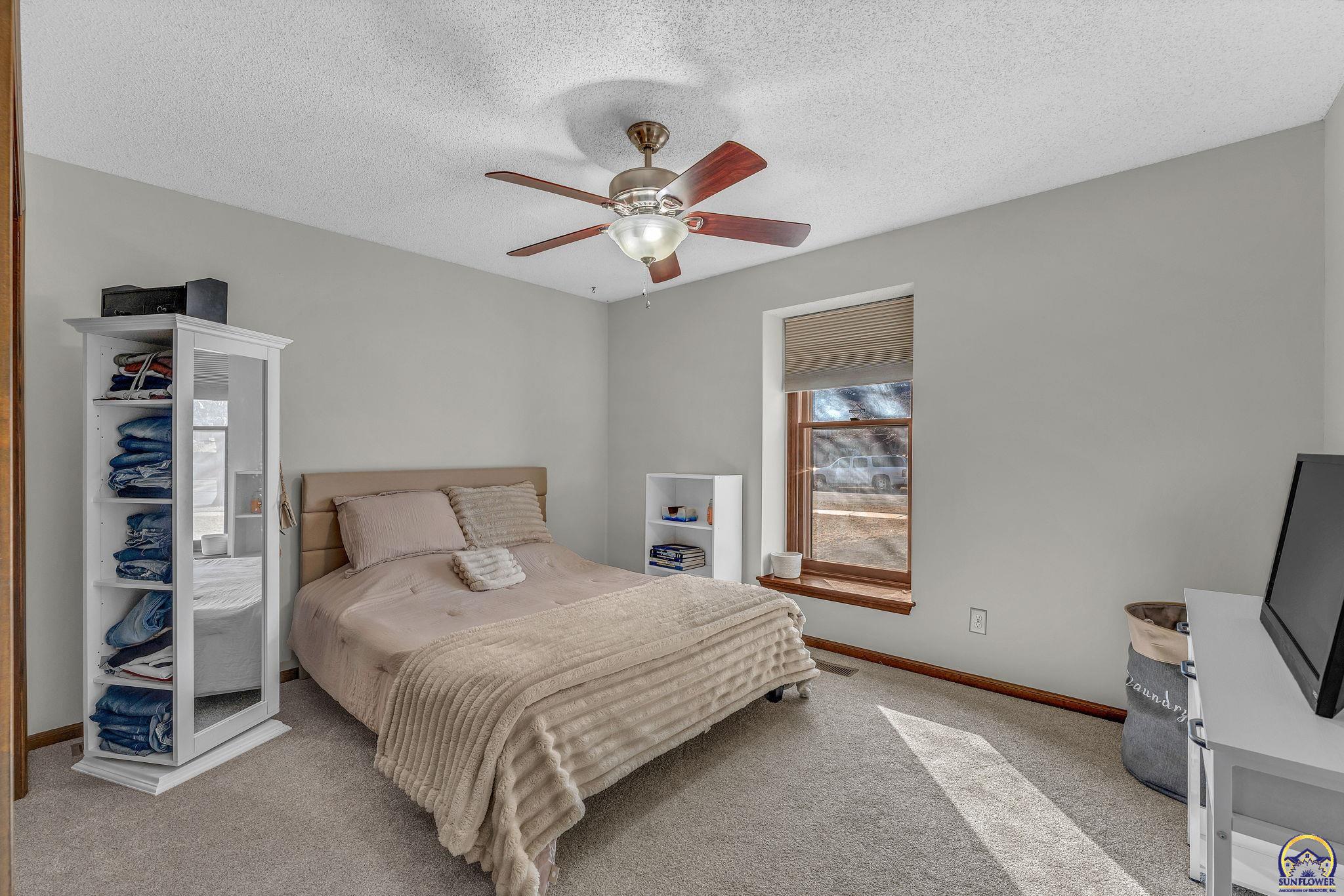 2224 Southwest Alameda Court Topeka, KS 66614 - Photo 25 of 50