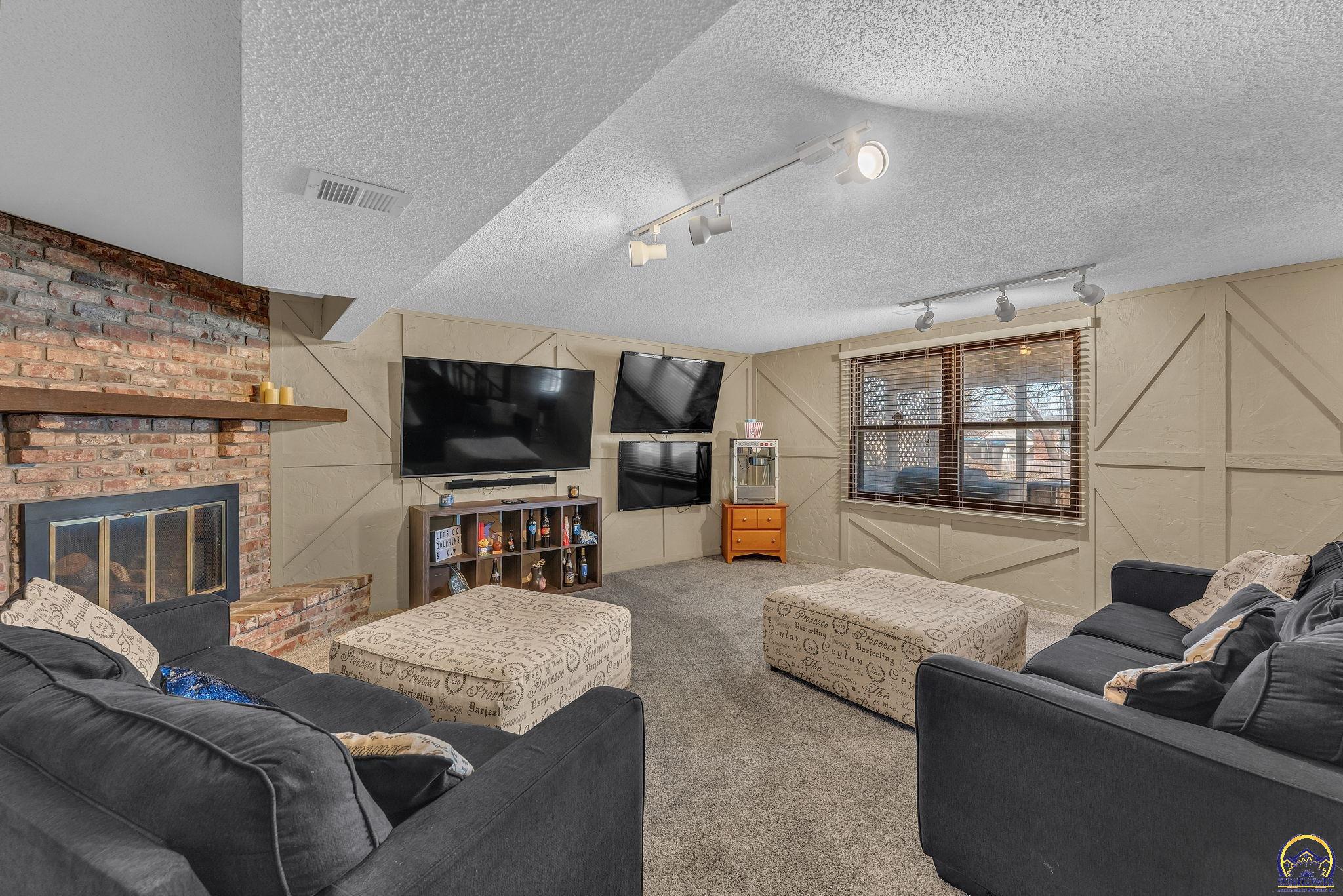 2224 Southwest Alameda Court Topeka, KS 66614 - Photo 29 of 50