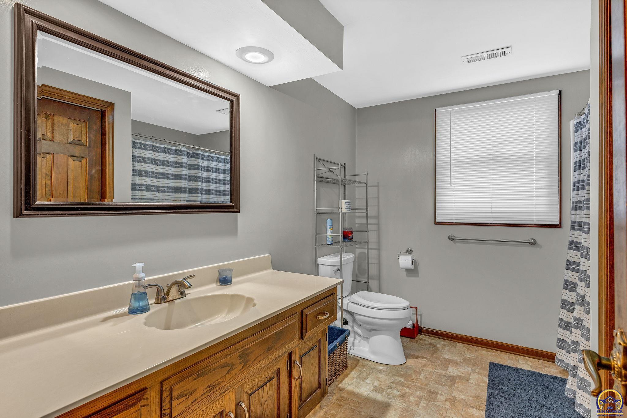 2224 Southwest Alameda Court Topeka, KS 66614 - Photo 37 of 50