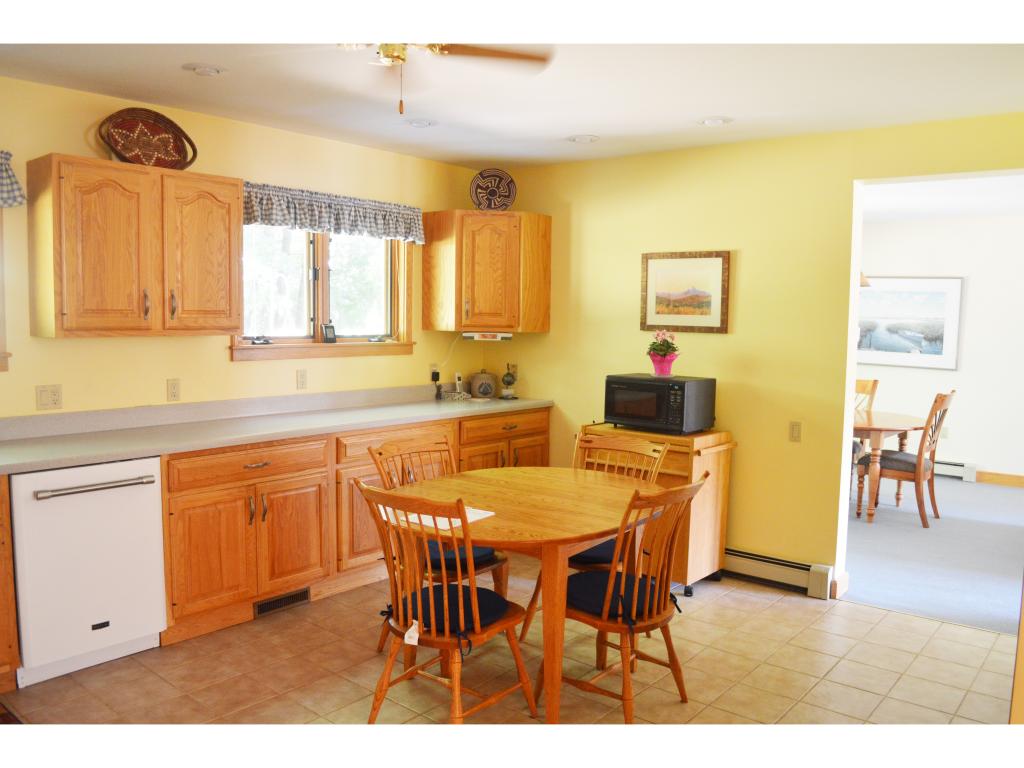 16 Hubbard Road Dover, NH 03820 - Photo 19 of 35