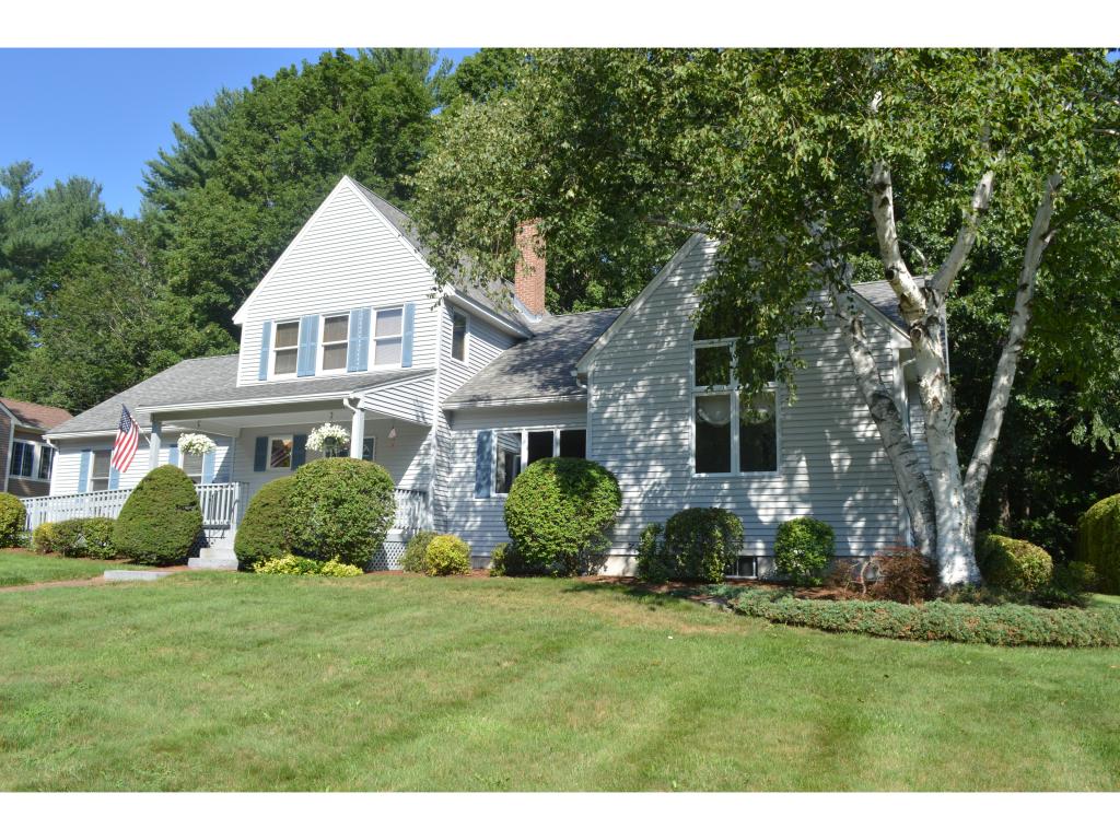 16 Hubbard Road Dover, NH 03820 - Photo 4 of 35
