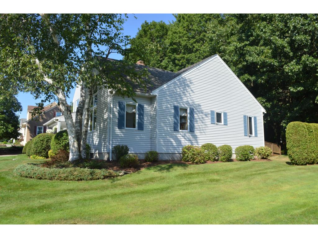 16 Hubbard Road Dover, NH 03820 - Photo 5 of 35