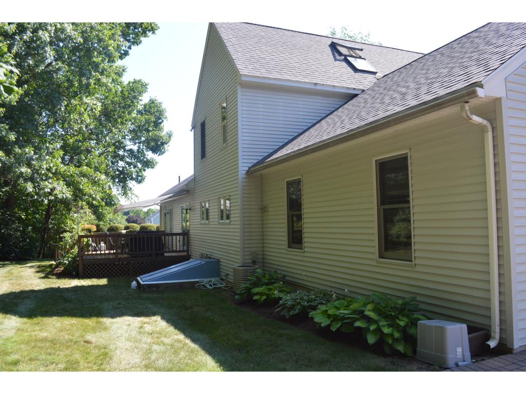 16 Hubbard Road Dover, NH 03820 - Photo 7 of 35