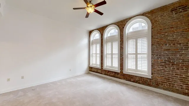 $3,995 | 800 Market Street, Unit 404, Chattanooga, TN 37402