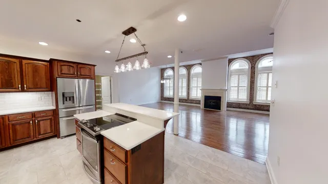 $3,995 | 800 Market Street, Unit 404, Chattanooga, TN 37402