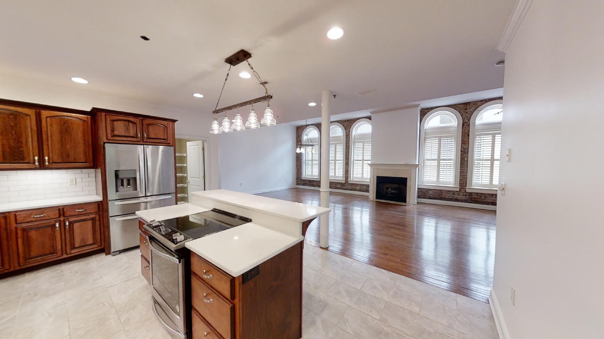 800 Market Street, Unit 404 Chattanooga, TN 37402 - Photo 6 of 37 Loveman