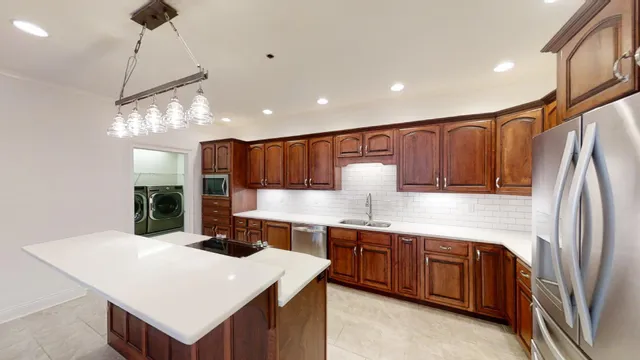 $3,995 | 800 Market Street, Unit 404, Chattanooga, TN 37402