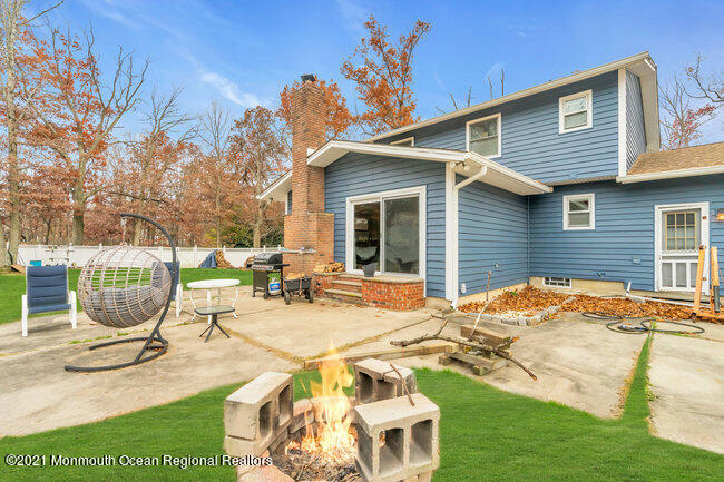 505 South Cooks Bridge Road Jackson, NJ 08527 - Photo 29 of 30 a view of a house with backyard