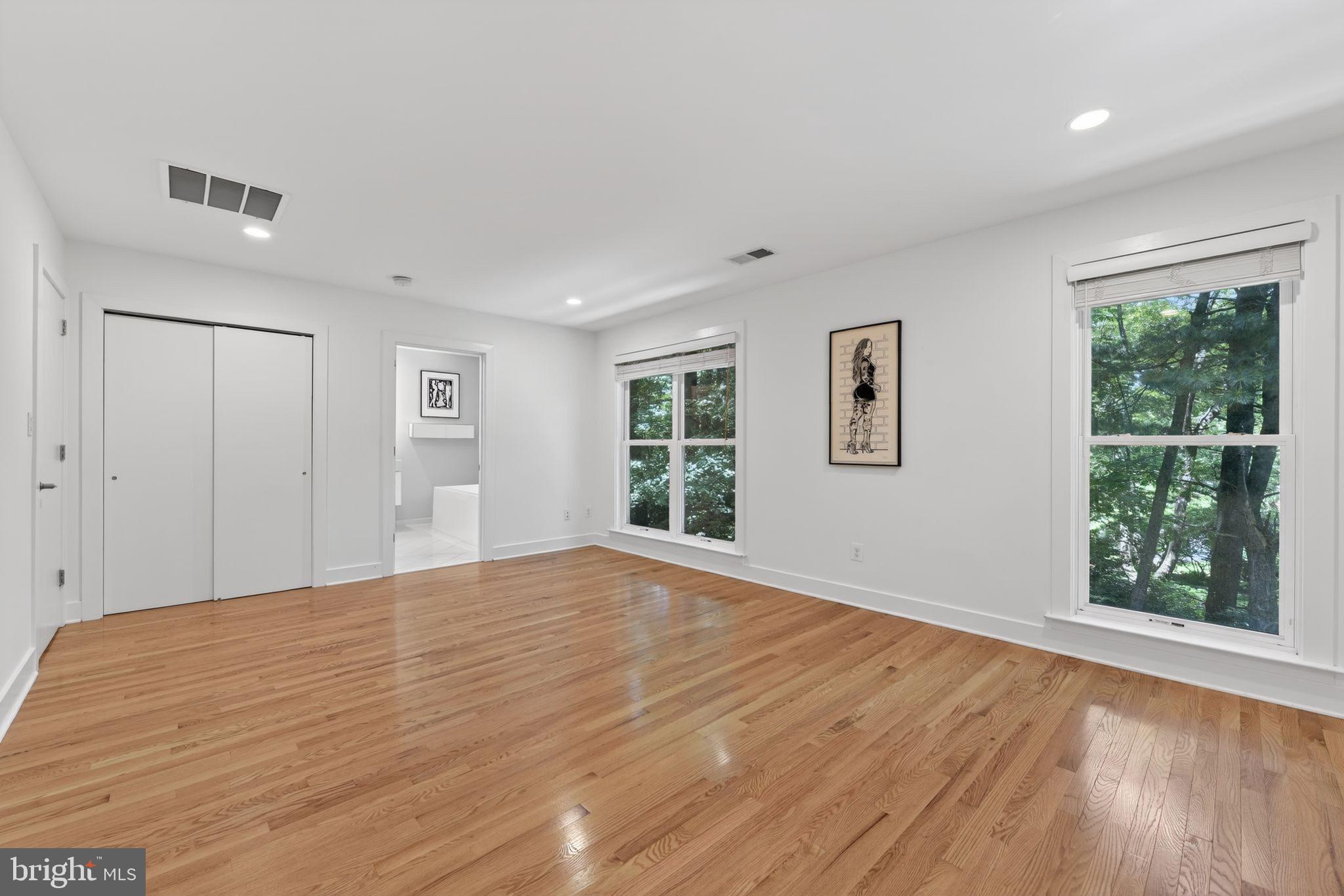 1605 Apricot Court Reston, VA 20190 - Photo 16 of 30