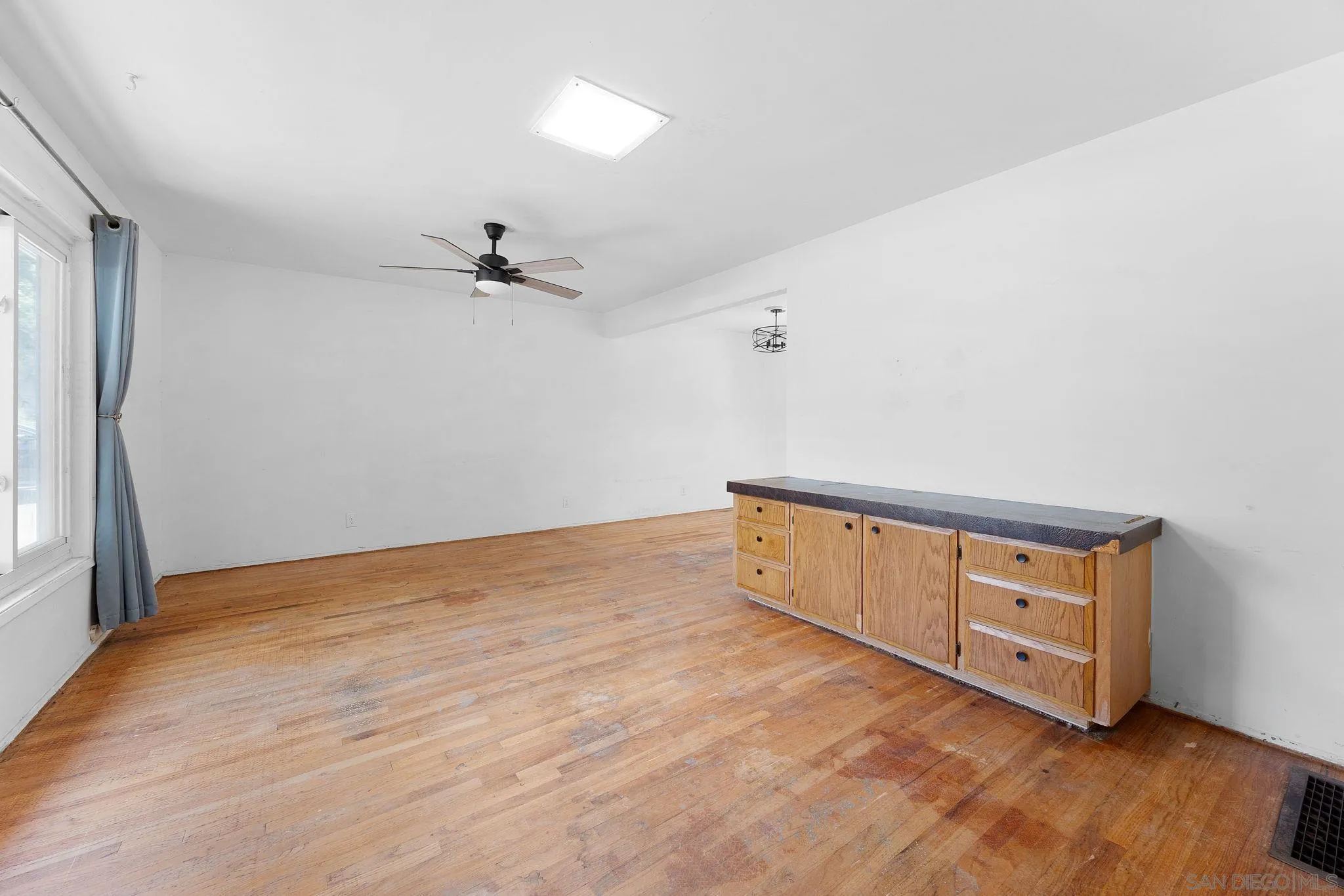 1223 Coventry Road Vista, CA 92084 - Photo 15 of 35 Gallery Image 15