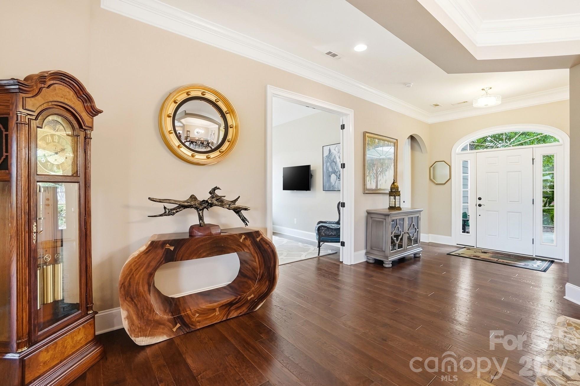 15519 Lake Ridge Road Charlotte, NC 28278 - Photo 5 of 48 Gallery Image 5