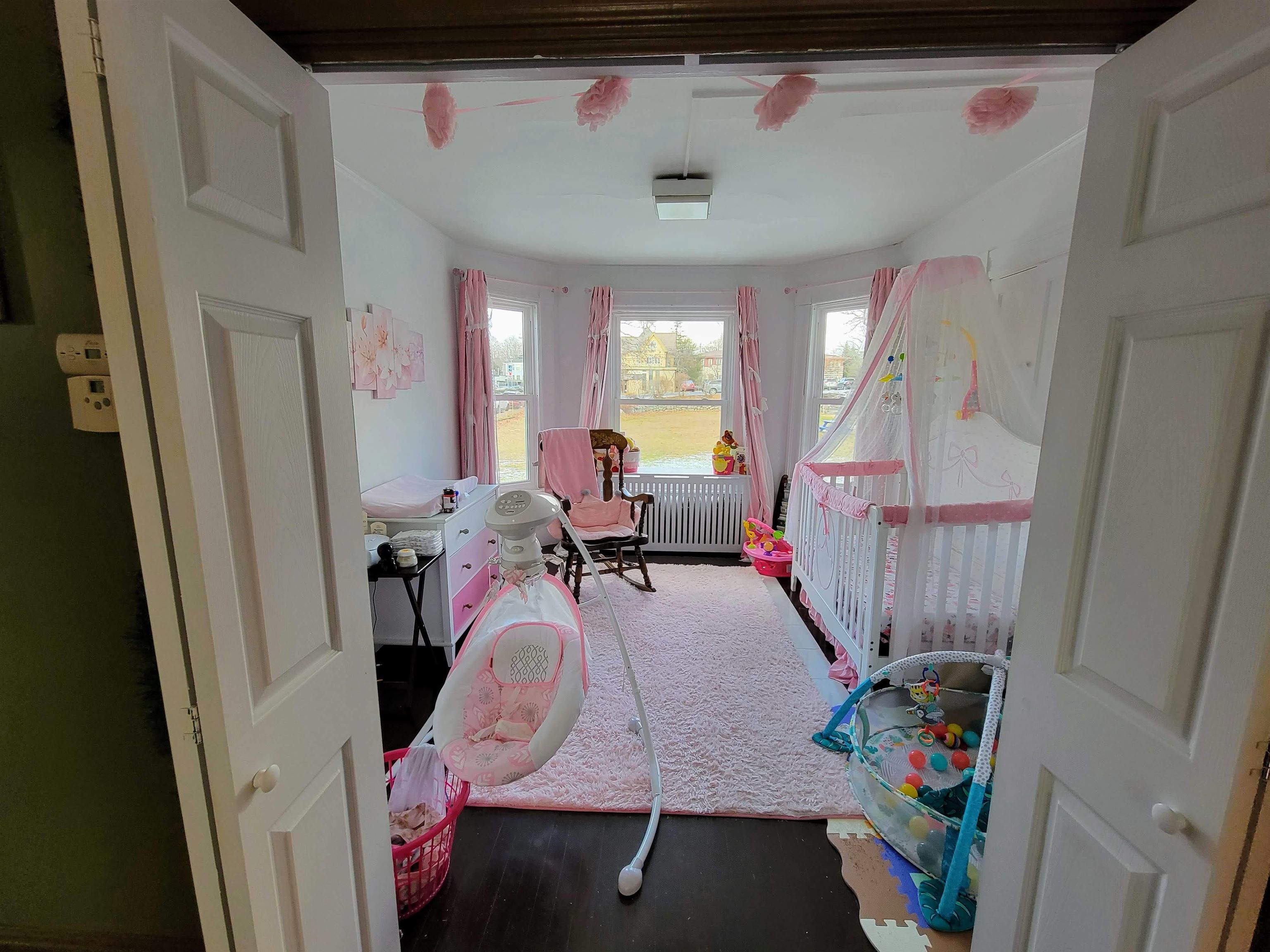 369 Walnut Street Manchester, NH 03104 - Photo 7 of 37 Gallery Image 7