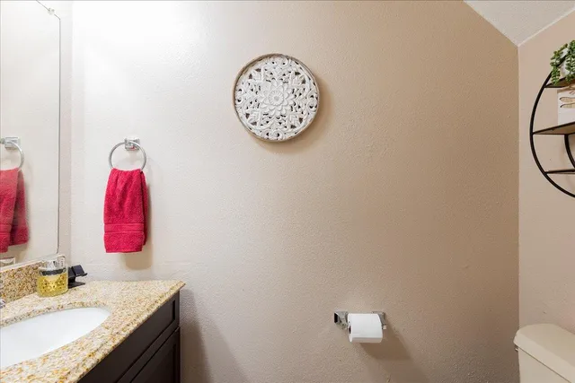 $235,000 | 5975 Bamford Drive, Sacramento, CA 95823