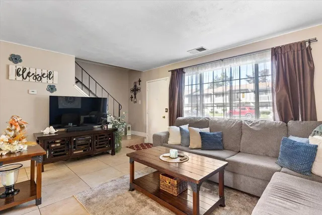 $235,000 | 5975 Bamford Drive, Sacramento, CA 95823